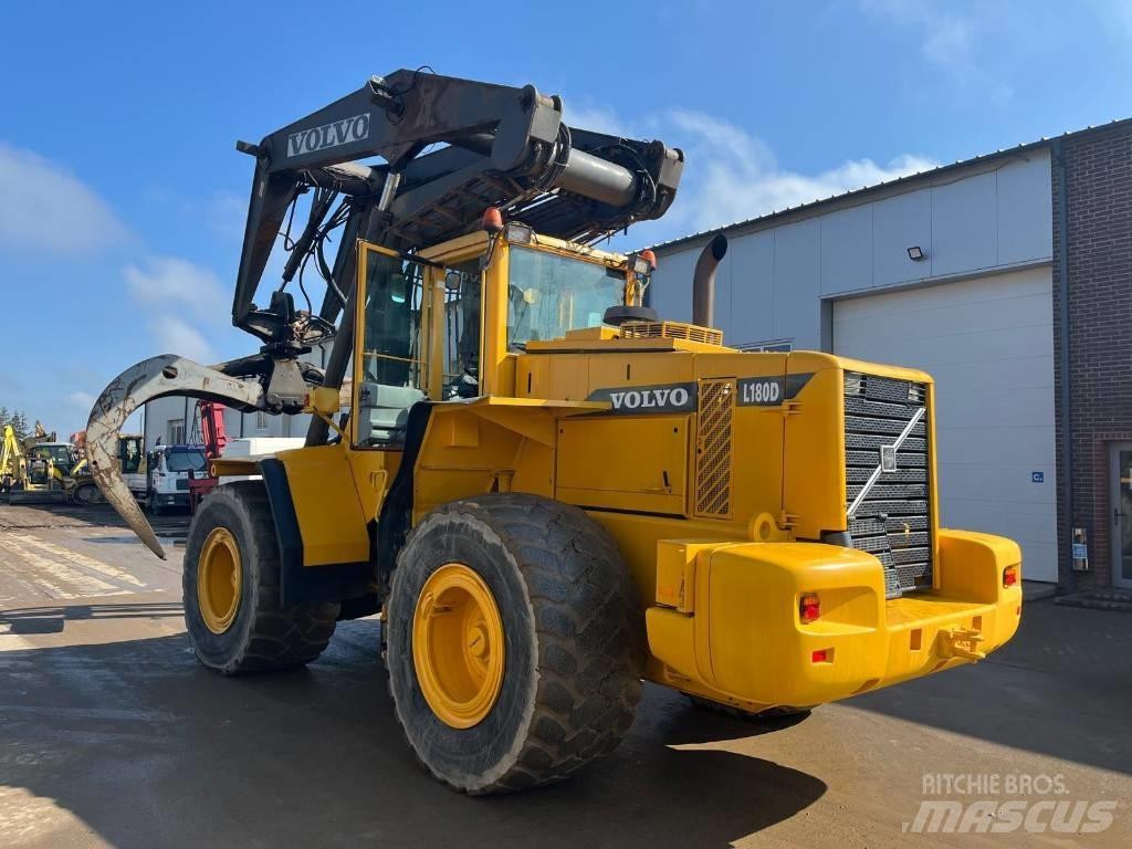 Volvo L 180 D Gumikerekes homlokrakodók