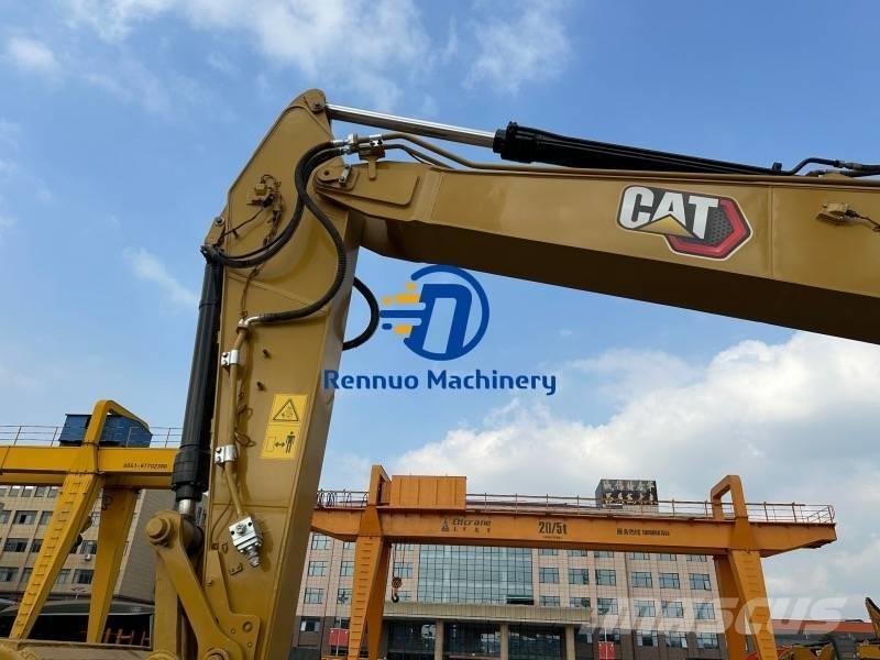 CAT 323GC Lánctalpas kotrók