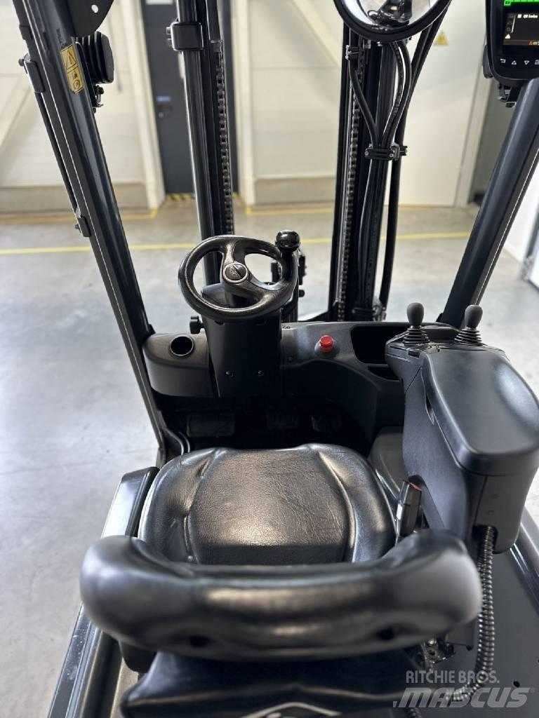 Linde E16H Elektromos targoncák