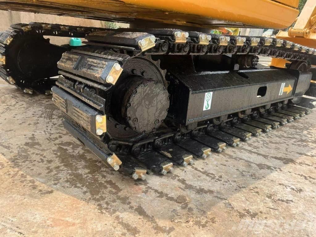 CAT 307 D Lánctalpas kotrók