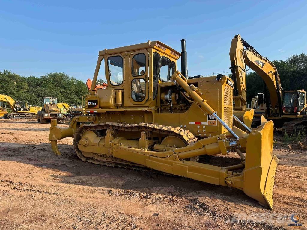 CAT D 7 G lánctalpas dózerek