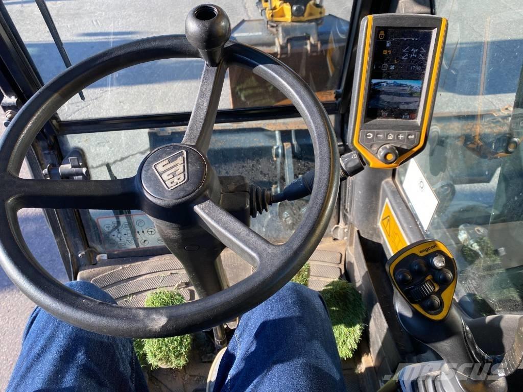 JCB JS145W T4i Gumikerekes kotrók