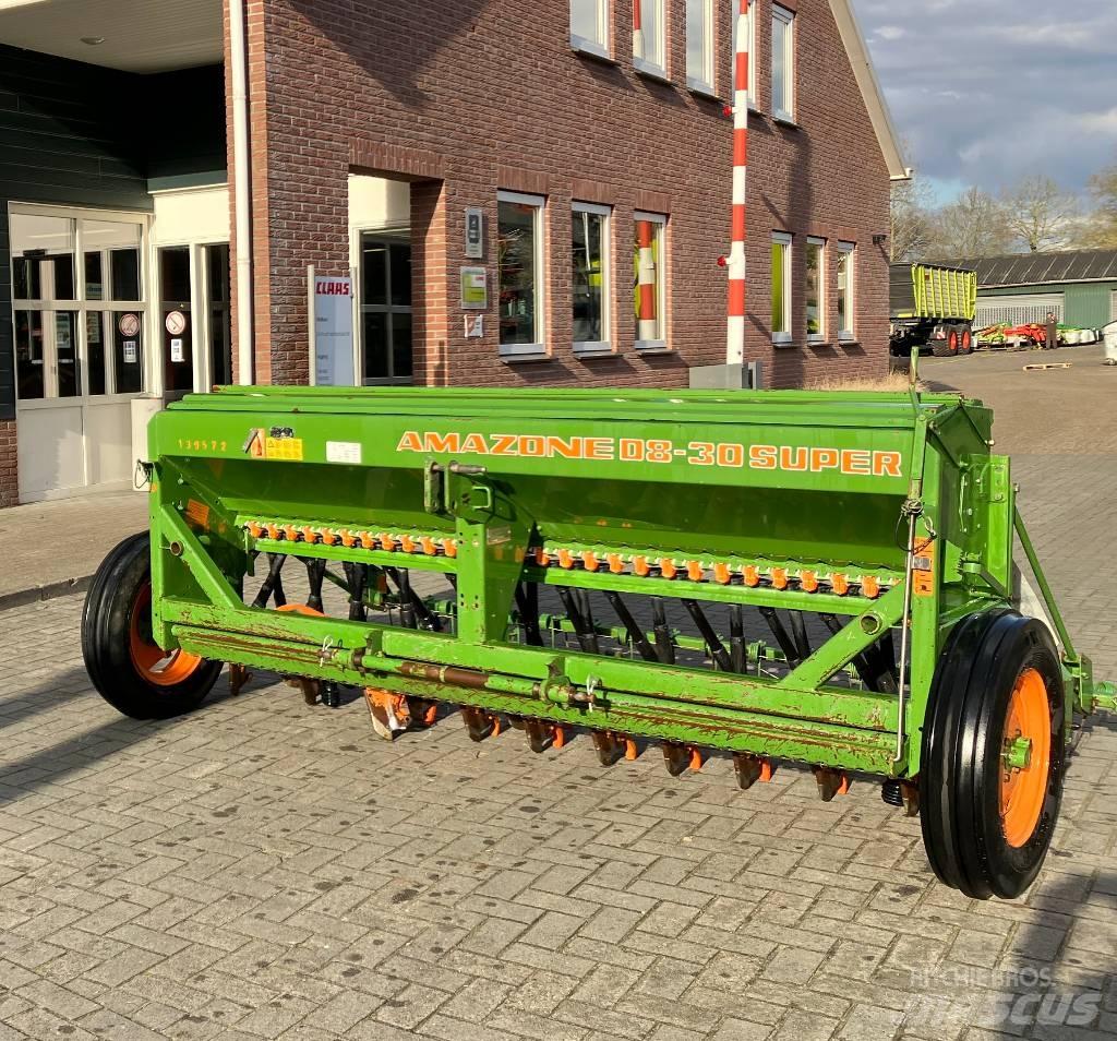 Amazone D8-30 Super Sorvetőgép