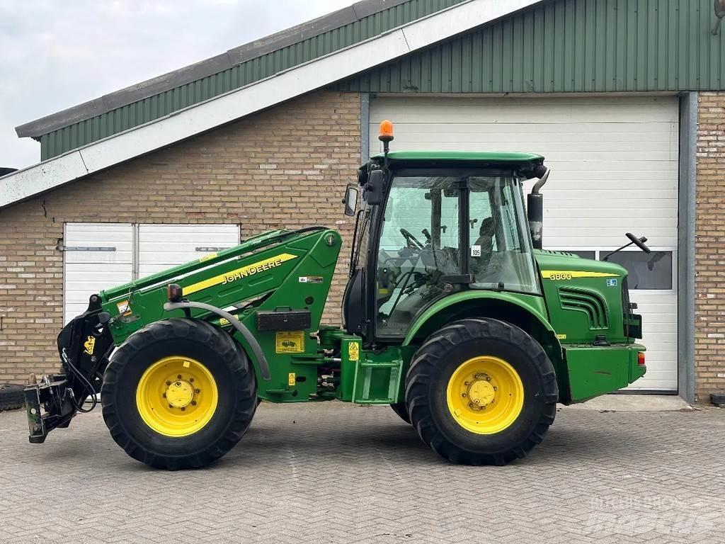 John Deere 3800 Teleszkópos gumikerekes rakodók