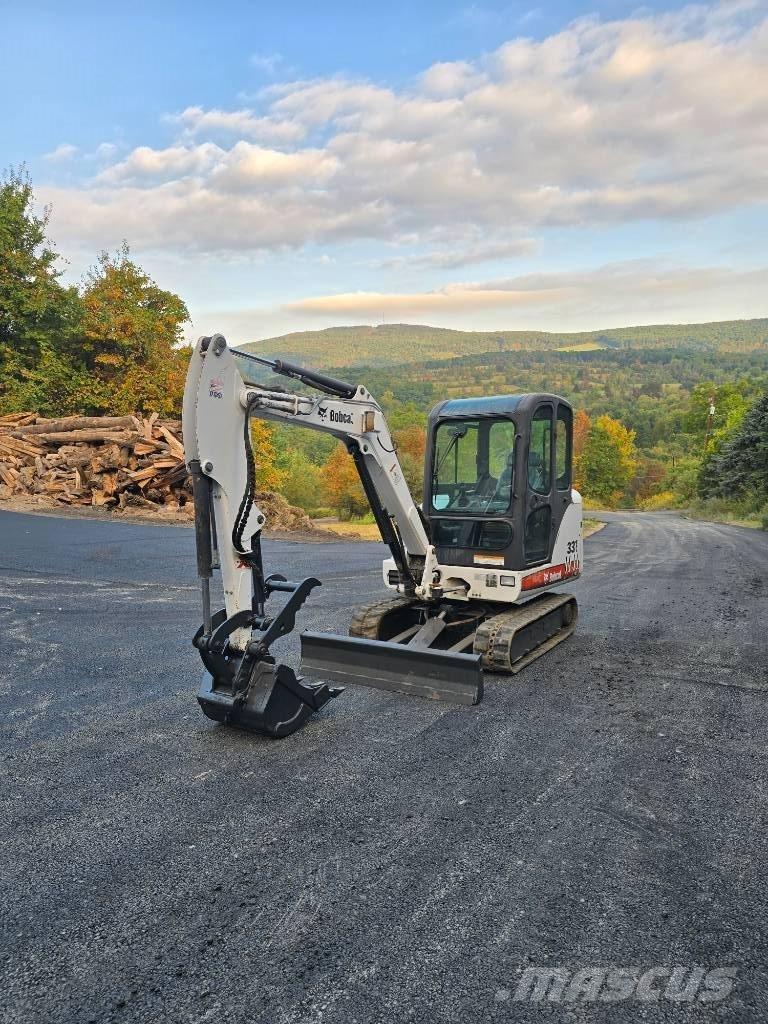 Bobcat 331 G Mini kotrók < 7t