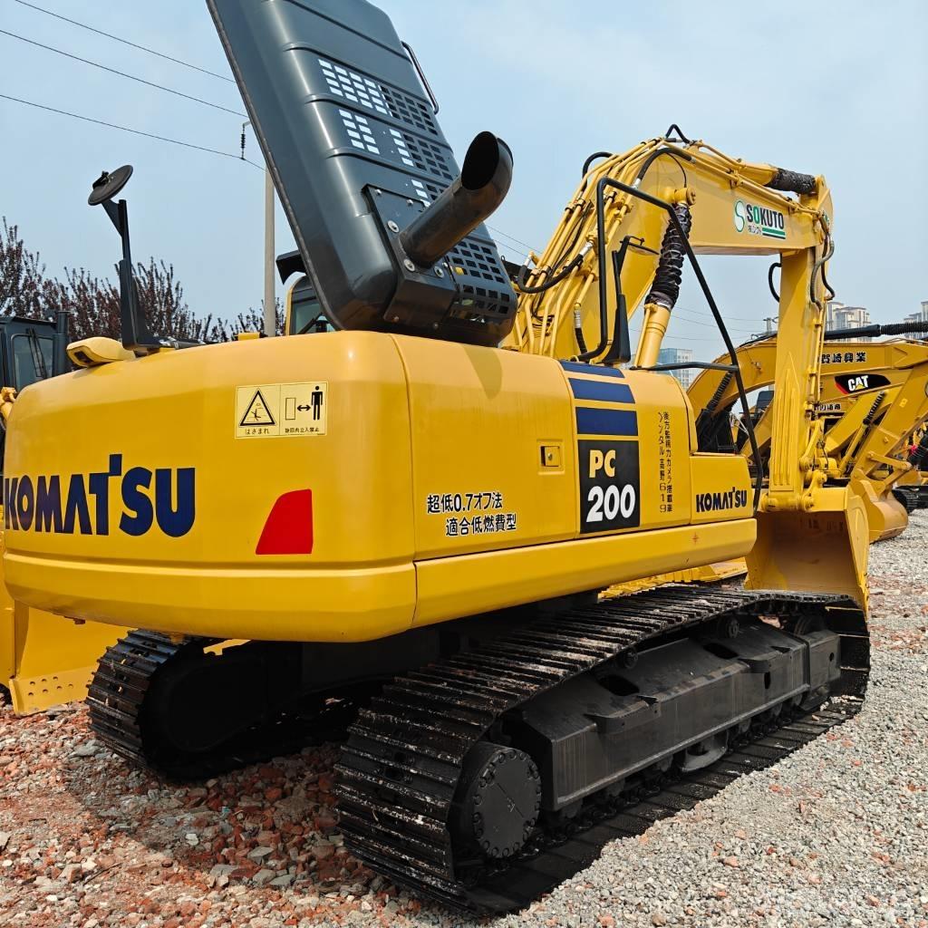 Komatsu 200-8 Lánctalpas kotrók
