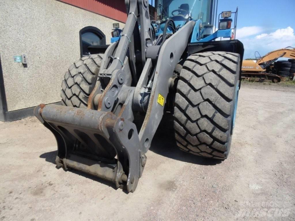 Volvo L 220 G Gumikerekes homlokrakodók