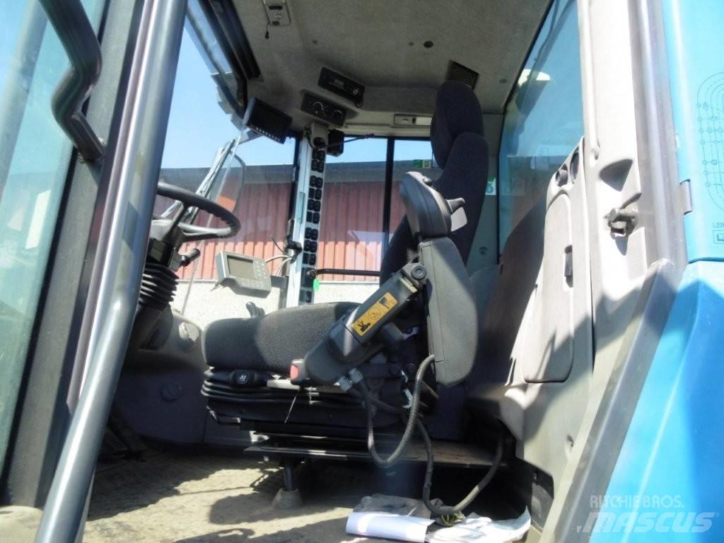 Volvo L 220 G Gumikerekes homlokrakodók