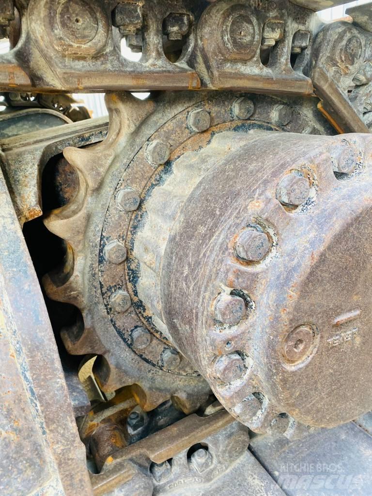 CAT 330 fln Lánctalpas kotrók