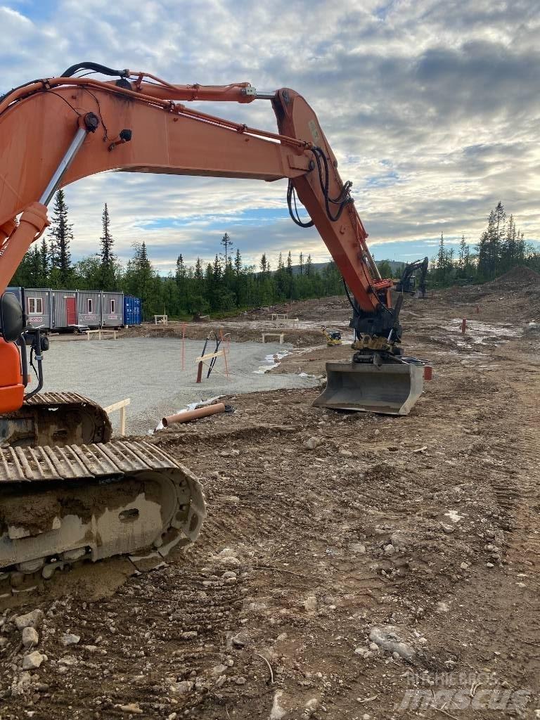Doosan DX 255 Lánctalpas kotrók