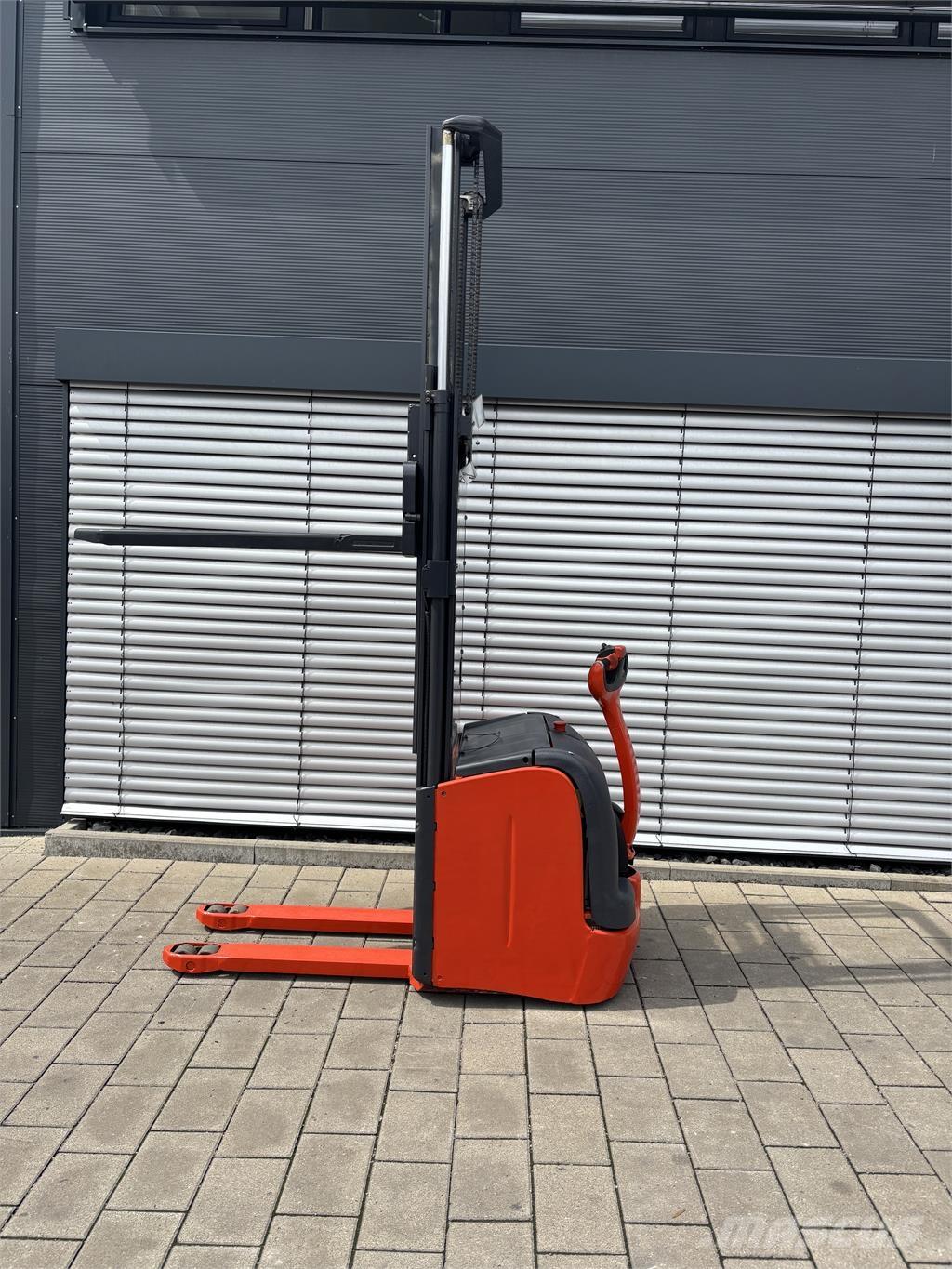 Linde L16 Elektromos gyalogkíséretű targoncák