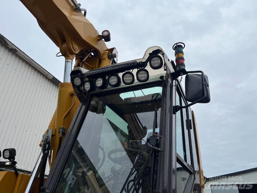 Hydrema M1600C Rail Gumikerekes kotrók