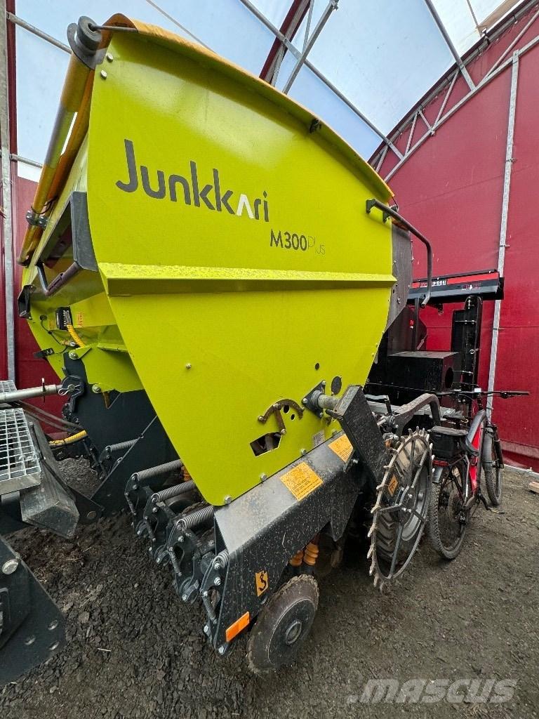 Junkkari M 300 Plus Vetőgépek