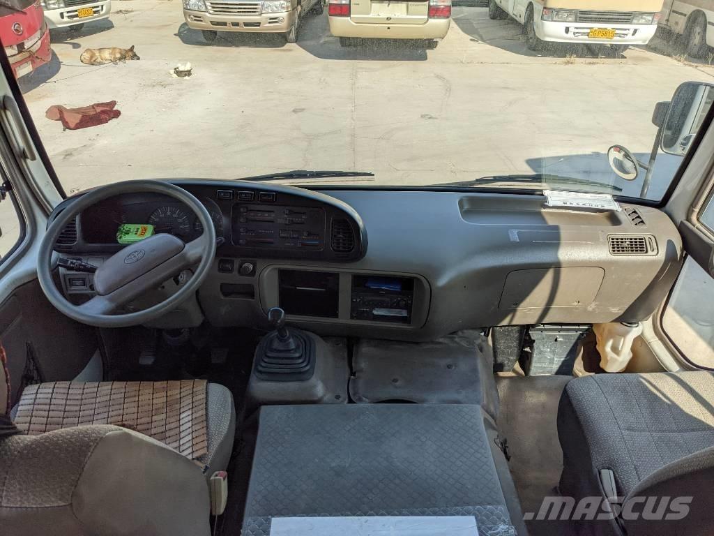 Toyota Coaster Bus Mini buszok