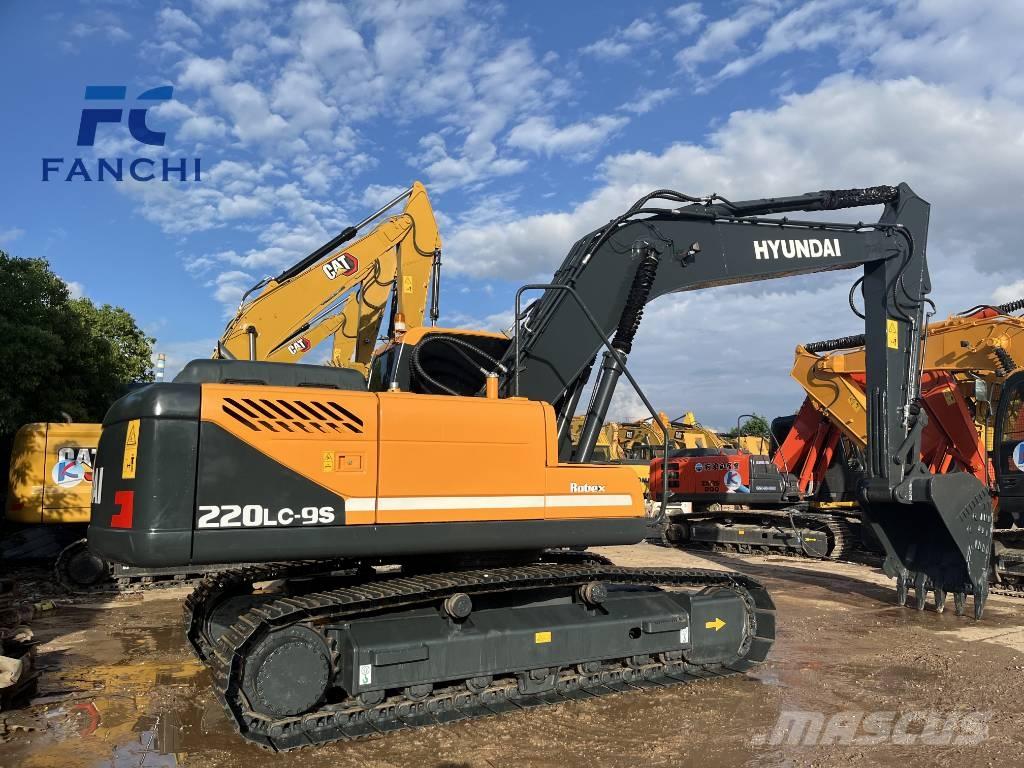 Hyundai 220LC-9S Lánctalpas kotrók