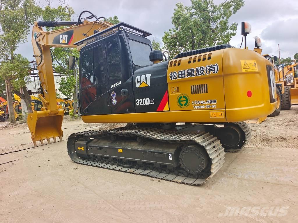 CAT 320D2GC Lánctalpas kotrók