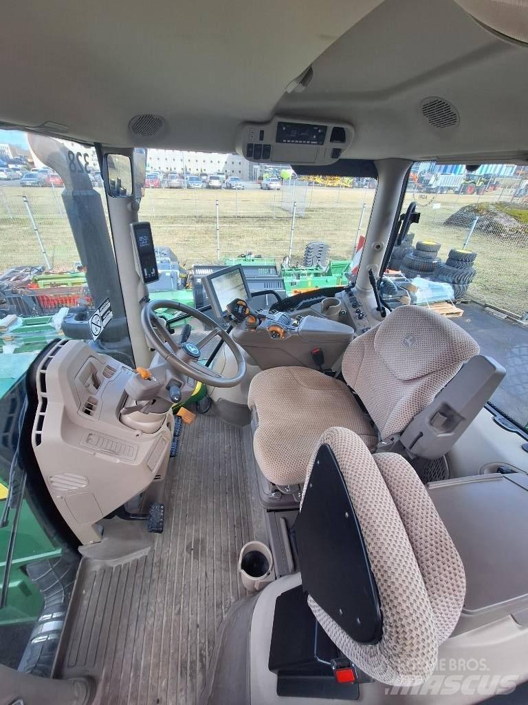 John Deere 6R250 Traktorok