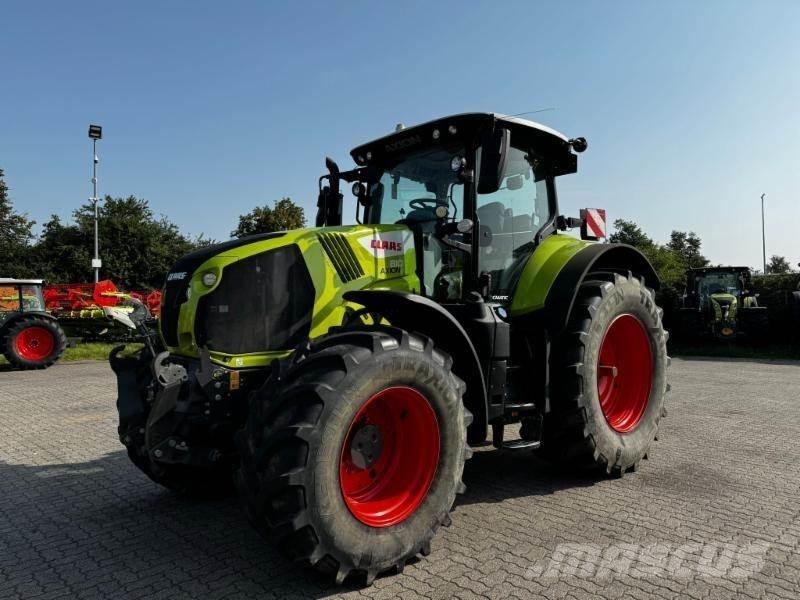 CLAAS AXION 810 Traktorok