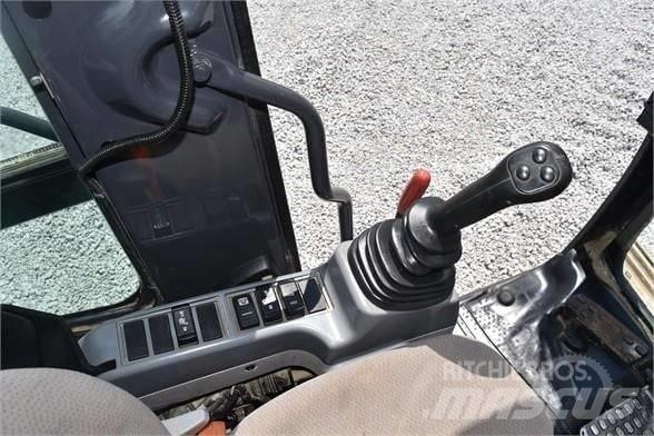Hitachi ZX 135 Lánctalpas kotrók