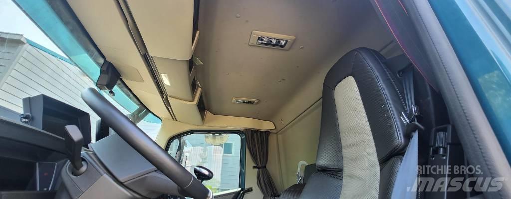 Horyong SKY600 Teherautóra szerelt emelők és állványok