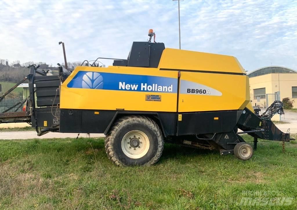 New Holland BB 960 A Szögletes bálázók