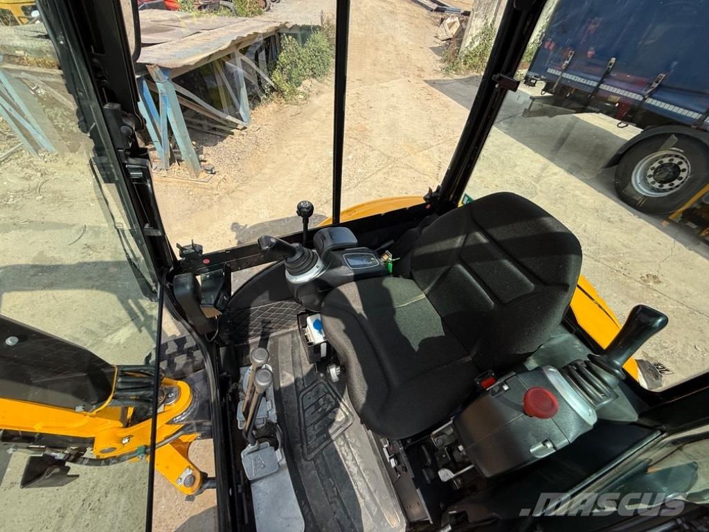 JCB 8026 CTS Mini kotrók < 7t