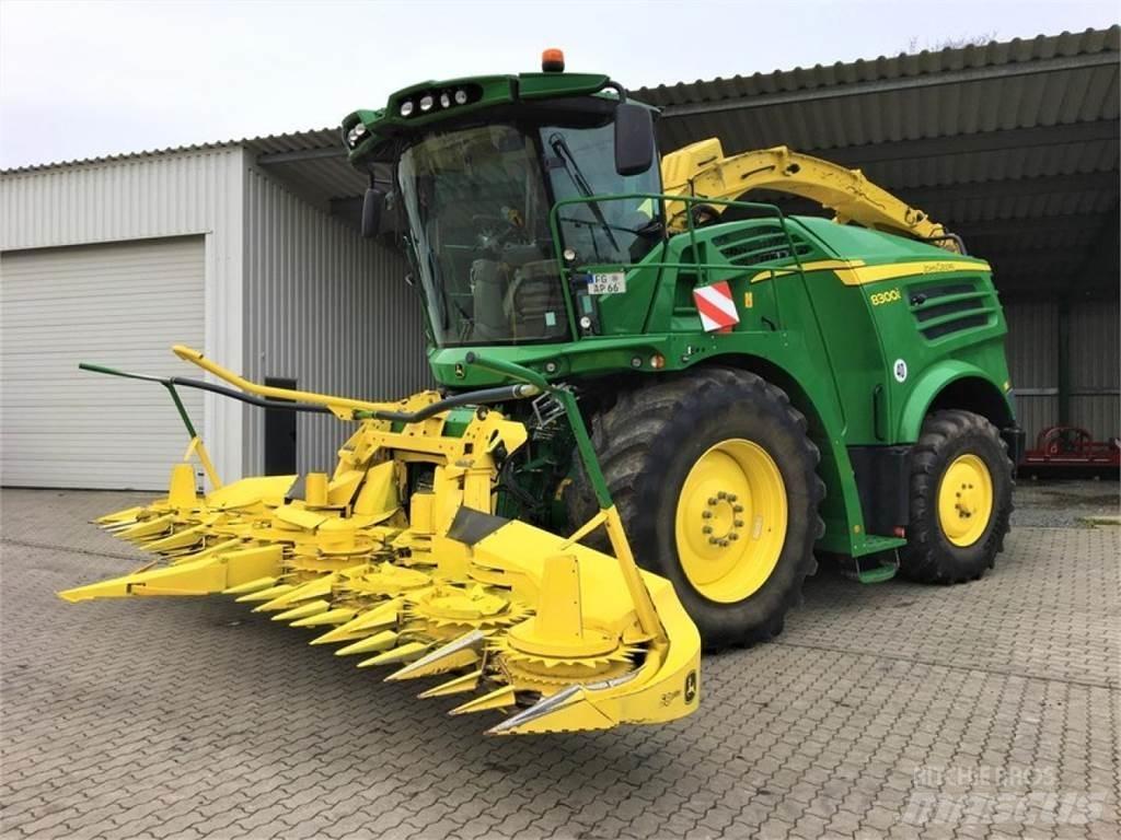 John Deere 8300i Önjáró szecskázók