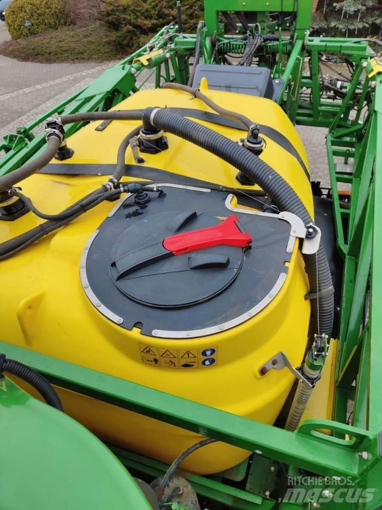 John Deere R4040i Önjáró trágyaszórók