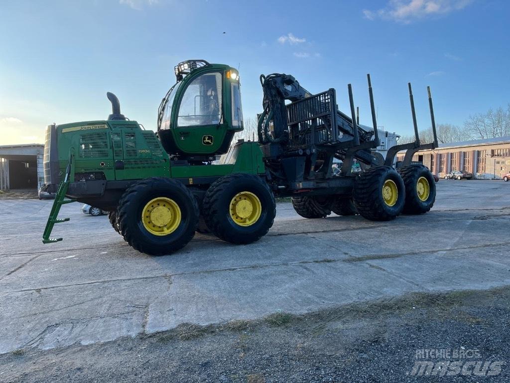 John Deere 1910G Kihordók