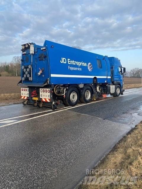 Volvo FM 500 Utcaseprő teherautók