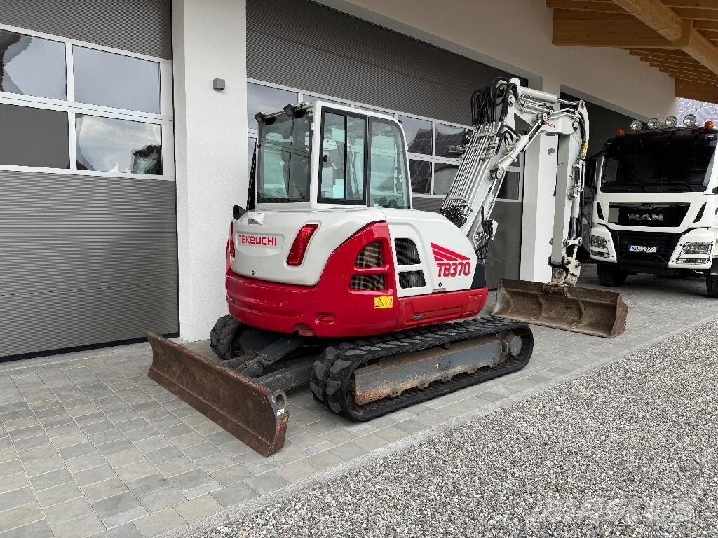 Takeuchi TB 370 Mini kotrók < 7t