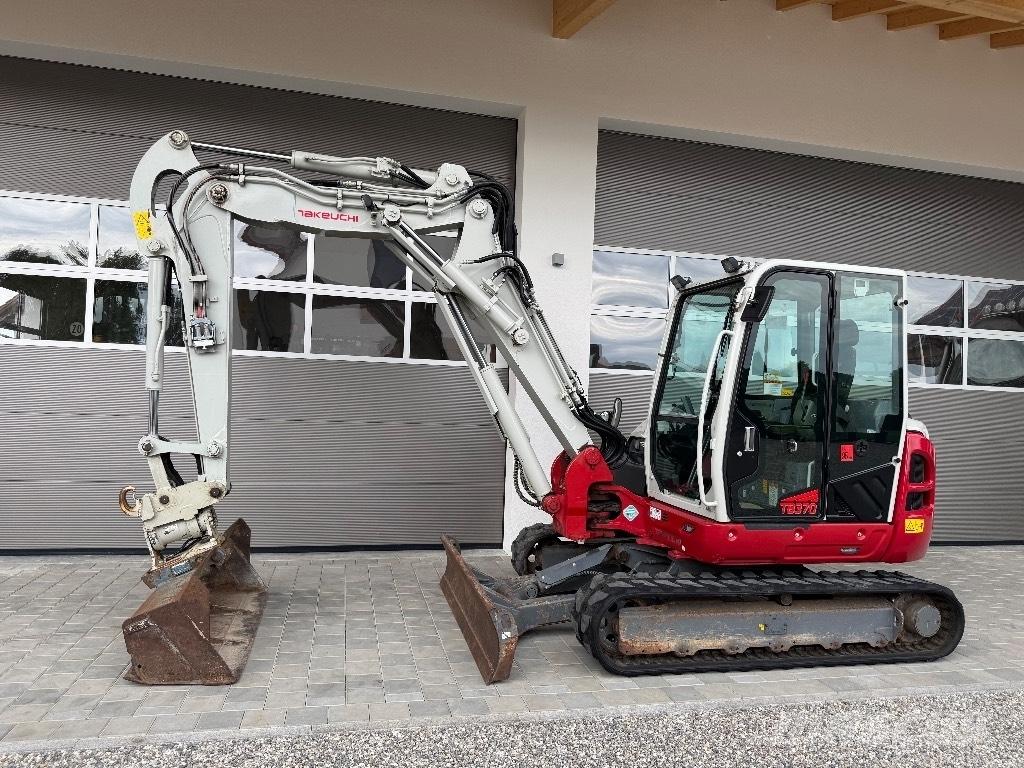 Takeuchi TB 370 Mini kotrók < 7t