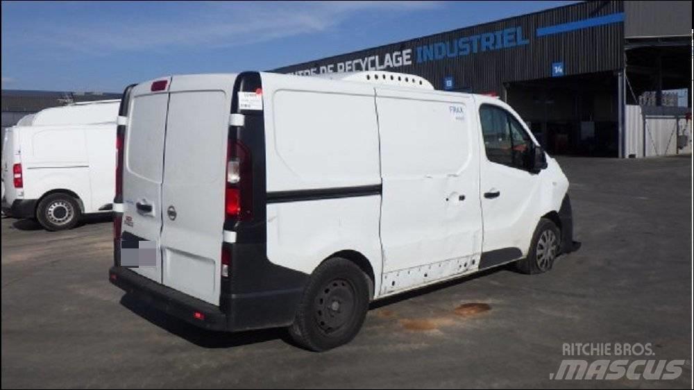 Nissan NV 300 Dobozos