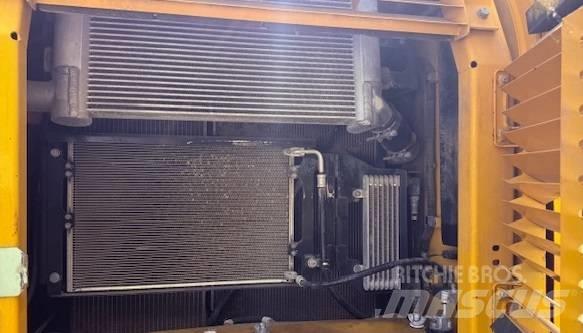 Komatsu PW 180-10 Gumikerekes kotrók