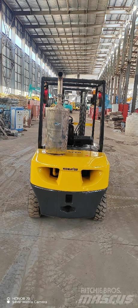 Komatsu FD 30 T-14 Dízel targoncák