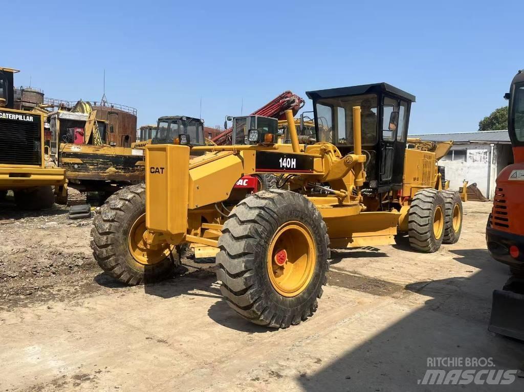 CAT 140 H Gréderek