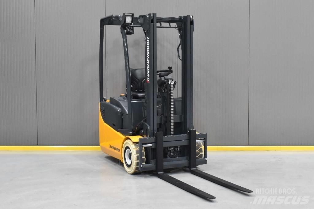 Jungheinrich EFG 110 Elektromos targoncák