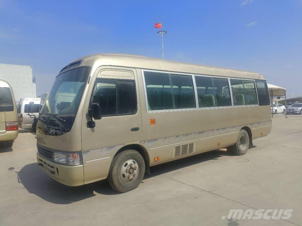 Toyota Coaster Bus Mini buszok