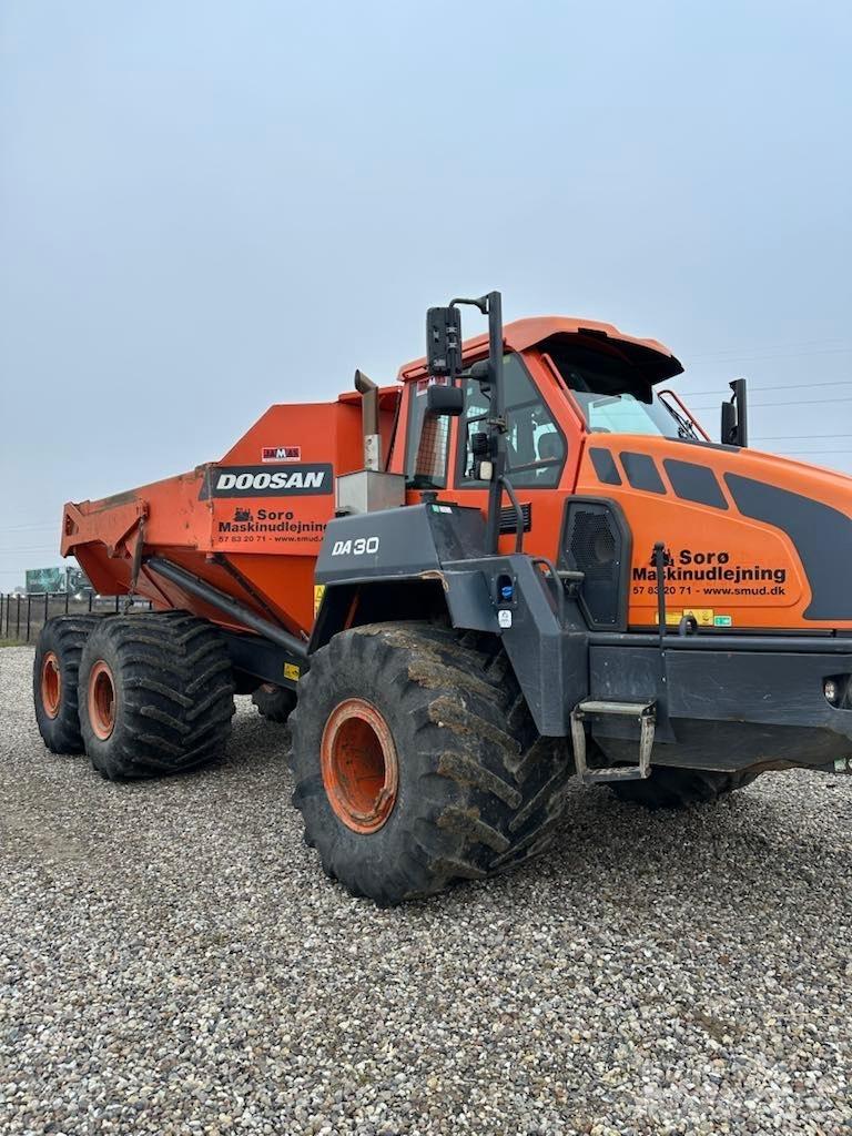 Doosan DA 30 Mezei dömperek