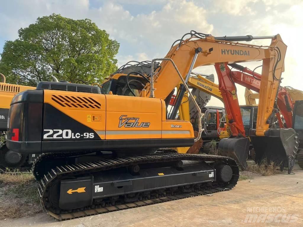 Hyundai R220LC-9S Lánctalpas kotrók