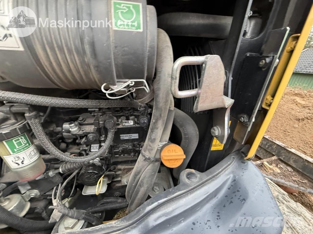 Komatsu PC 26 MR-3 Mini kotrók < 7t