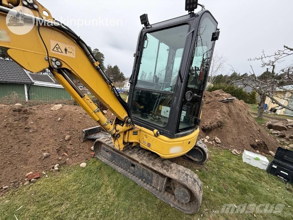 Komatsu PC 26 MR-3 Mini kotrók < 7t