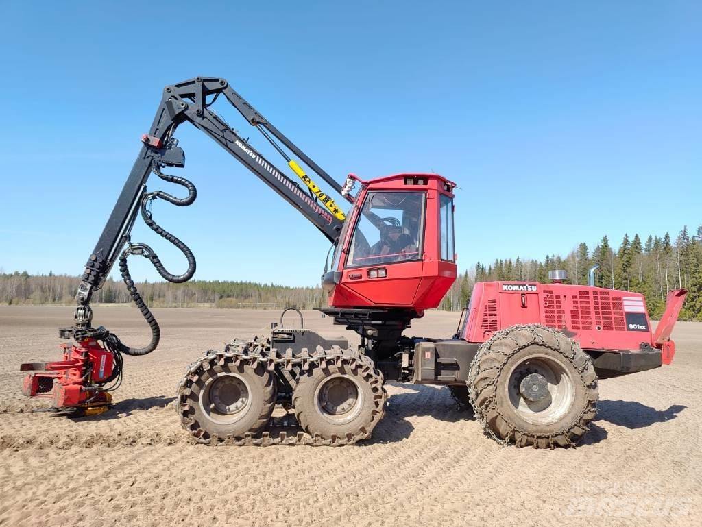 Komatsu 901 TX Betakarítók