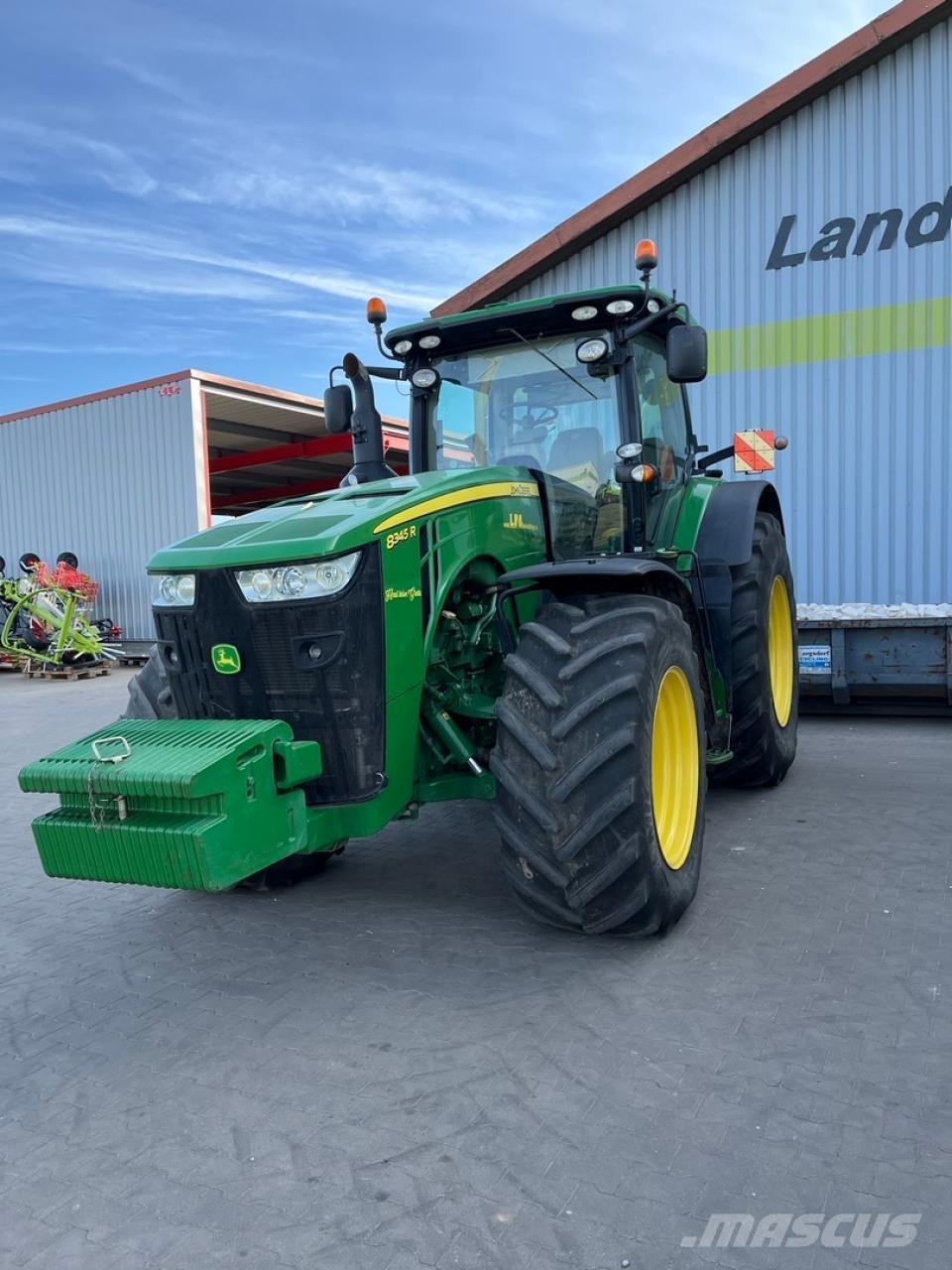 John Deere 8345 R Traktorok