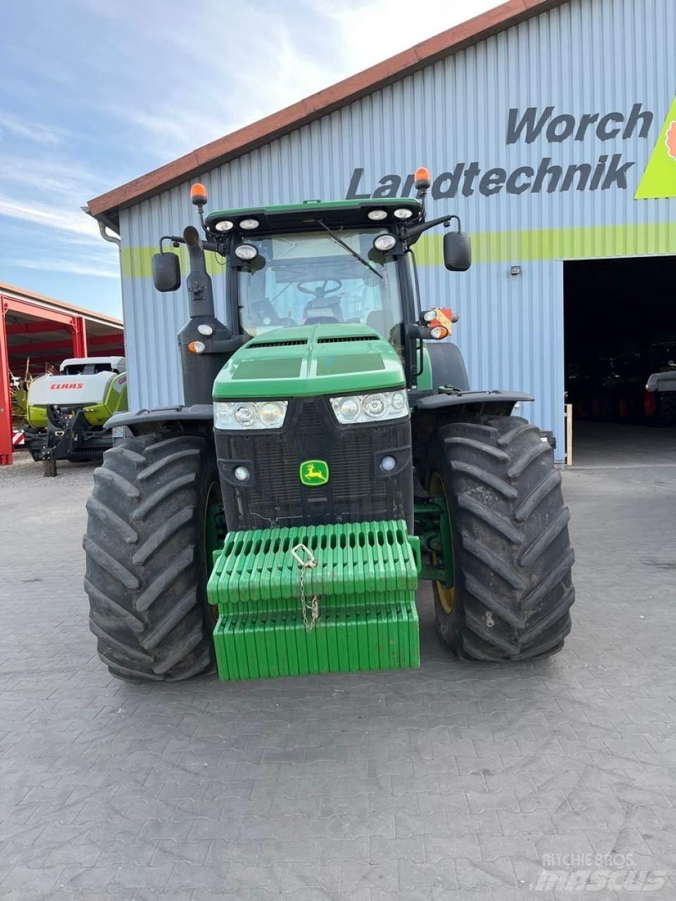 John Deere 8345R Traktorok