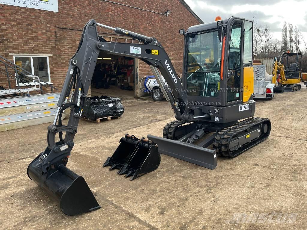 Volvo ECR 25 D Mini kotrók < 7t