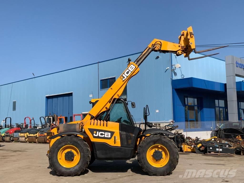 JCB 526-56 Agri Teleszkópos mezőgazdasági rakodók