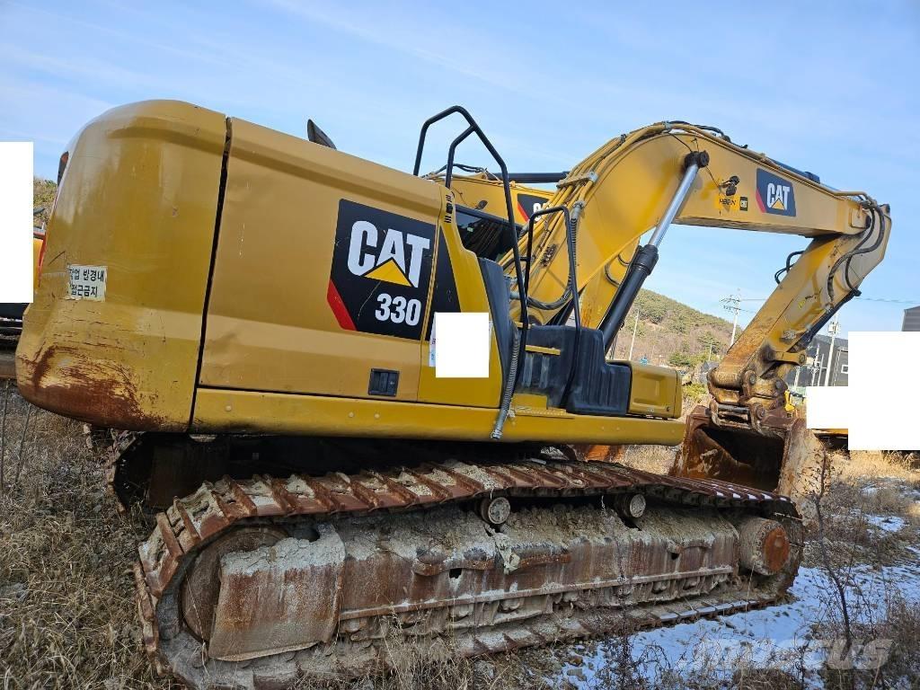 CAT 330 Lánctalpas kotrók
