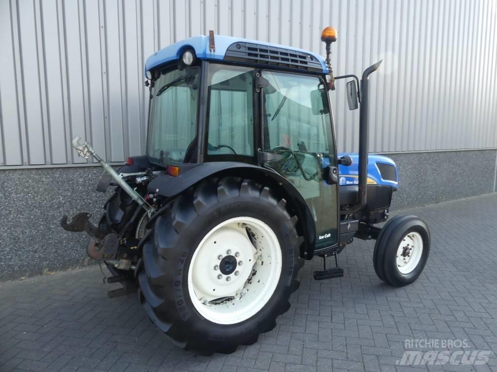 New Holland T4040F Traktorok