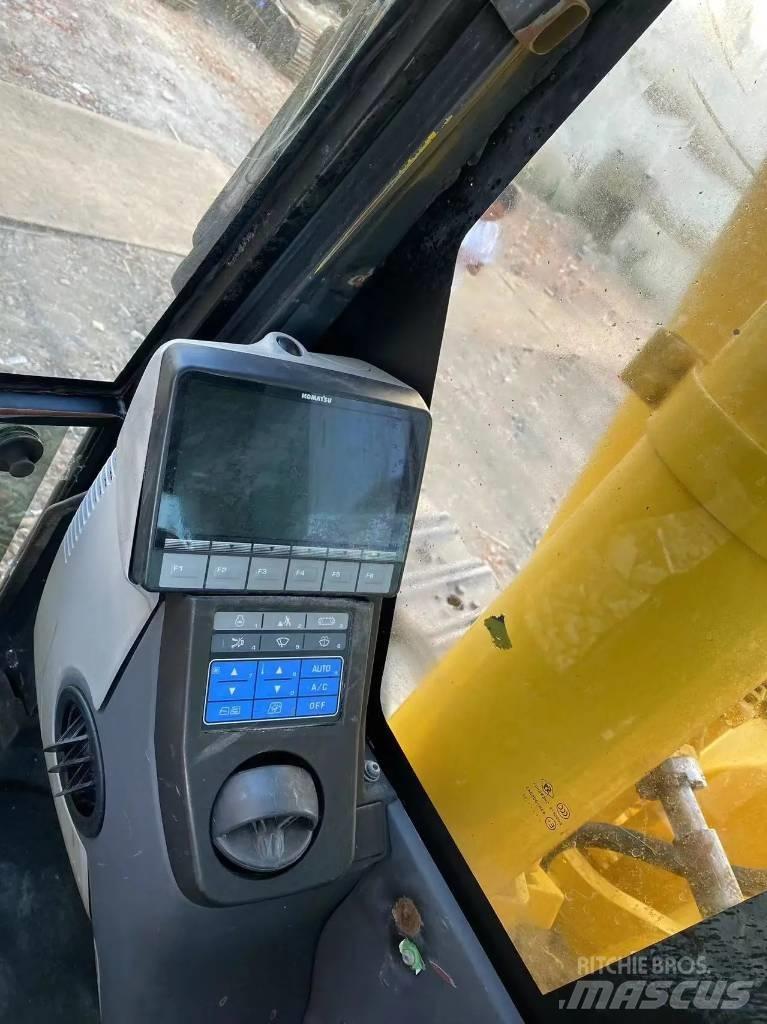 Komatsu PC450-8 Lánctalpas kotrók